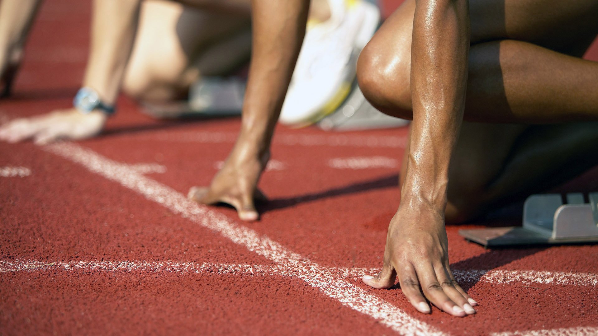 开云下载-球员的“幕后”生活：日常训练和生活方式揭秘，职业球员的生活