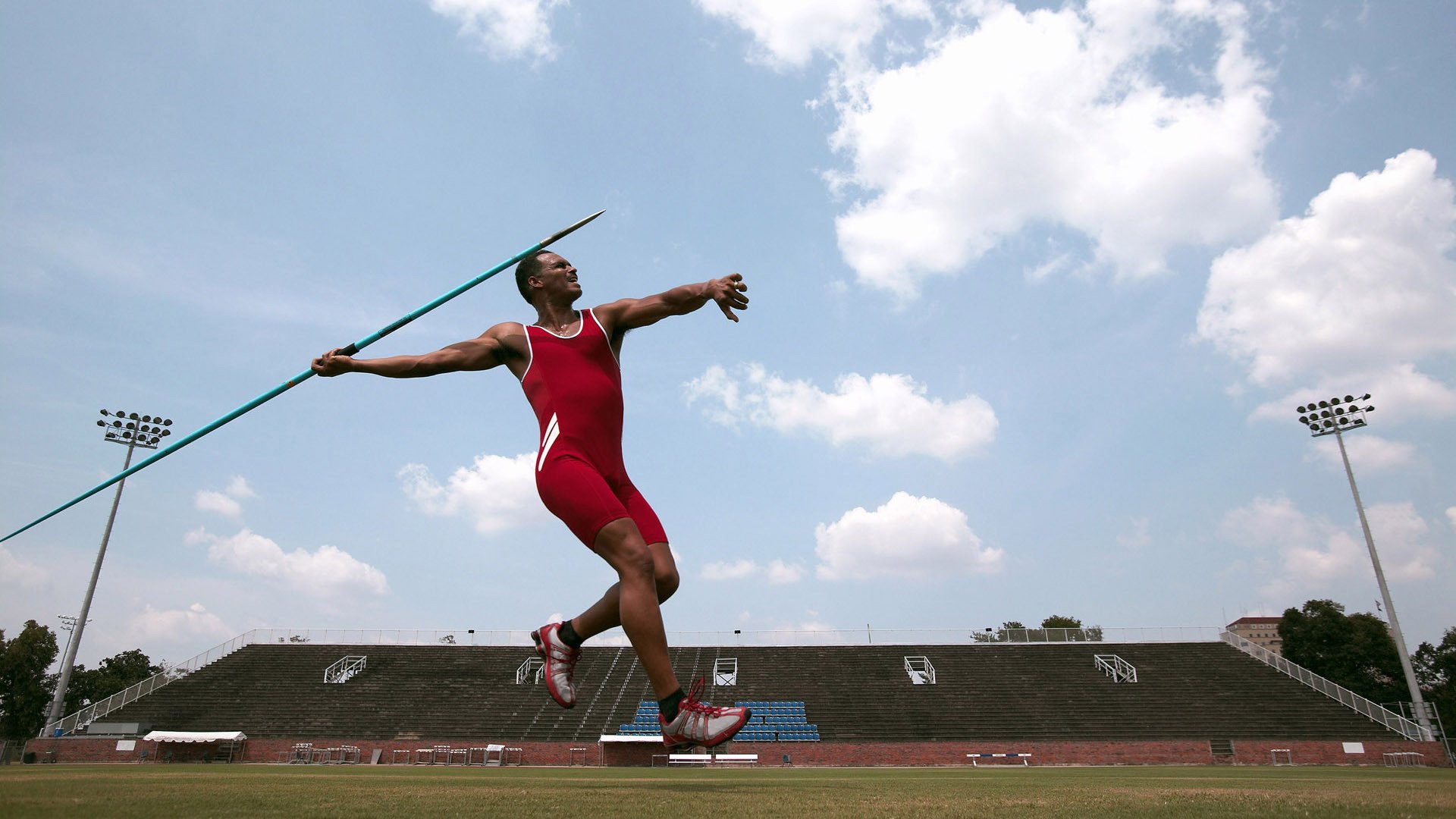 电竞与传统体育的跨界合作：资源共享，优势互补，电竞和体育有毛关系